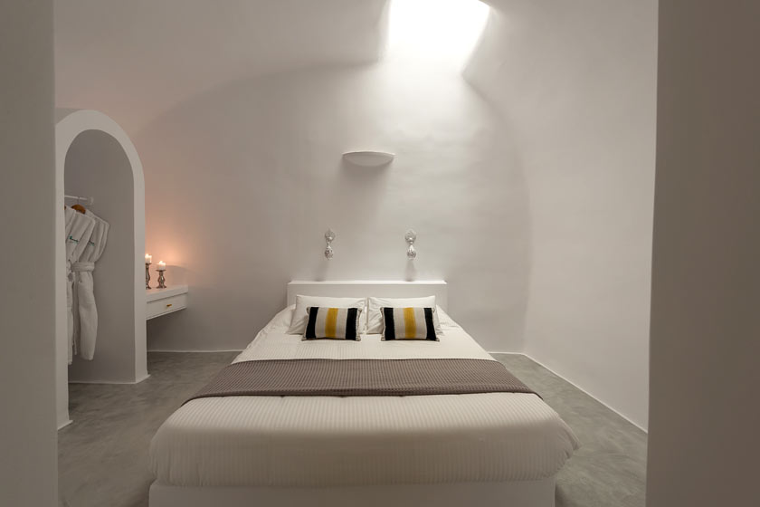 The Bedroom of Villa Avra for your Accommodation in Santorini