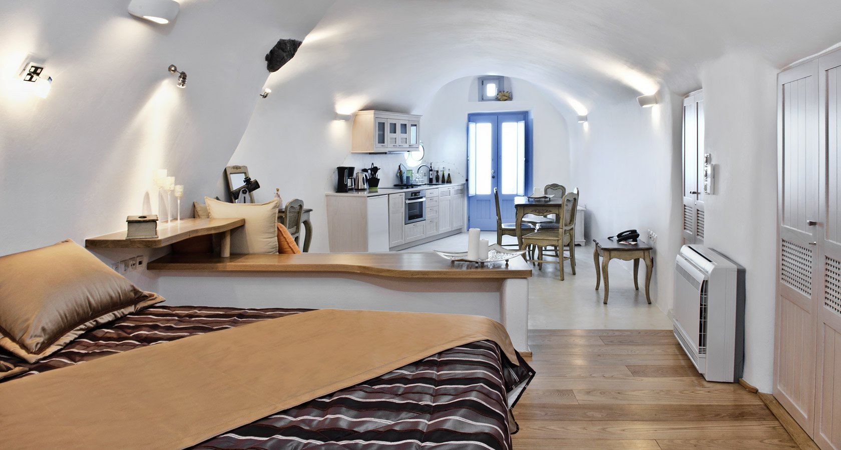 Interior of Villa Gaia in Oia Santorini – A superb cave house in Santorini